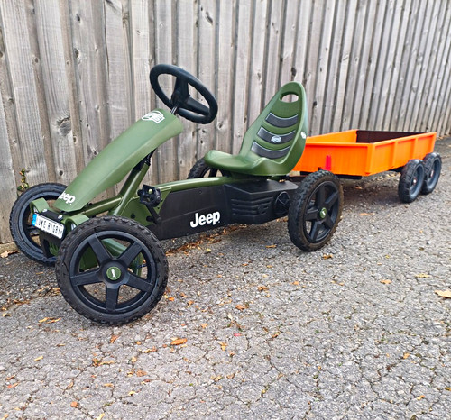 Berg jeep pedal kart - jeep,